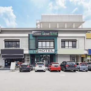 Oyo 90399 Green Syariah Отель
