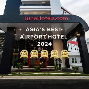 튠 Klia-klia2, 에어포트 트랜짓 세팡